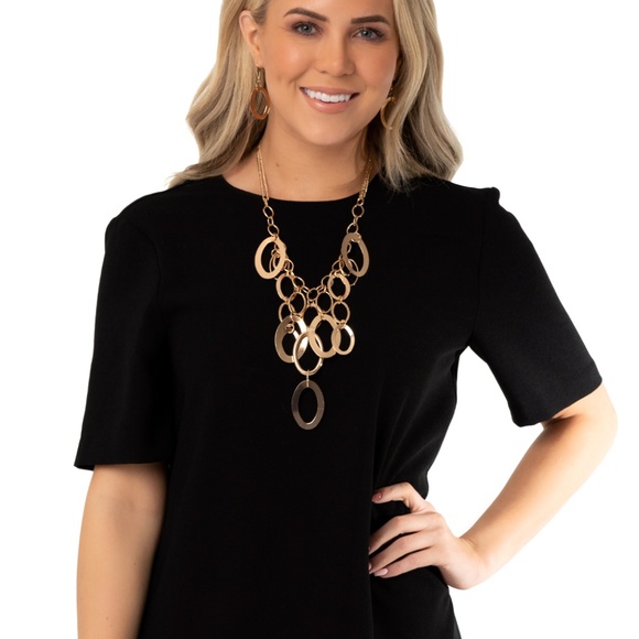 A Golden Spell - Picture 4 of 5